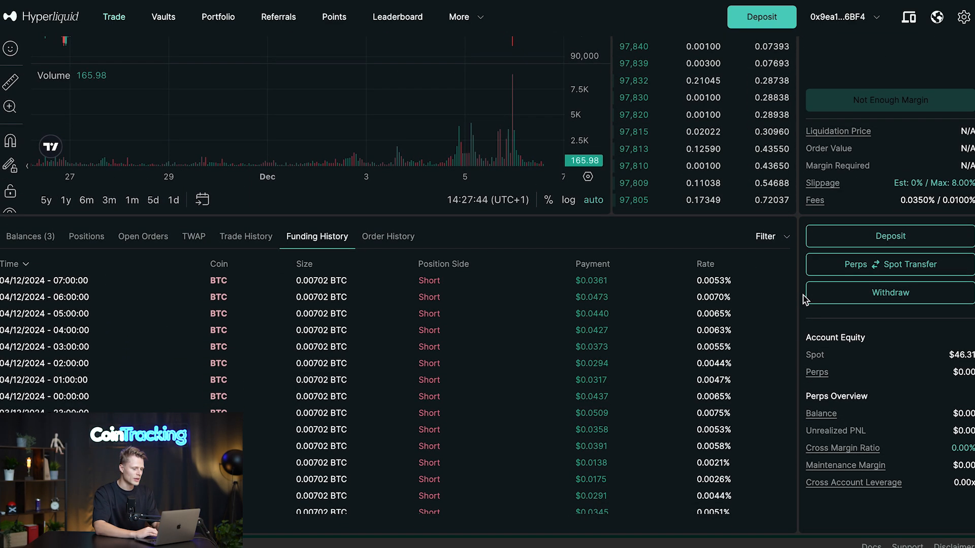 Hyperliquid — Funding History muestra los pagos de financiación; la descarga está al pie de la tabla.